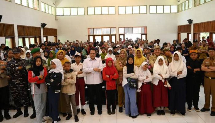 Sekolah Rakyat: Program Pendidikan Gratis Putus Rantai Kemiskinan di Indonesia.