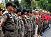 Patroli Diperketat, Satpol PP Surabaya Sisir Jalan Antisipasi Bahaya Benang Layangan