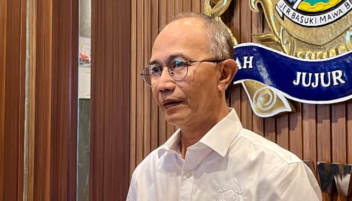 Layanan Pelayaran Minerba Mandek, Kadin Jatim: Penahanan Ratusan Kontainer Harus Diatasi Segera