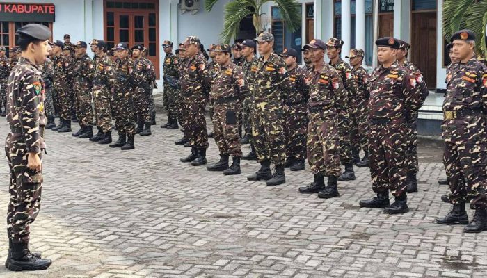 Ribuan Banser Kediri Gelar Apel Siaga, Sikapi Tayangan Trans7 yang Dinilai Lecehkan Pesantren