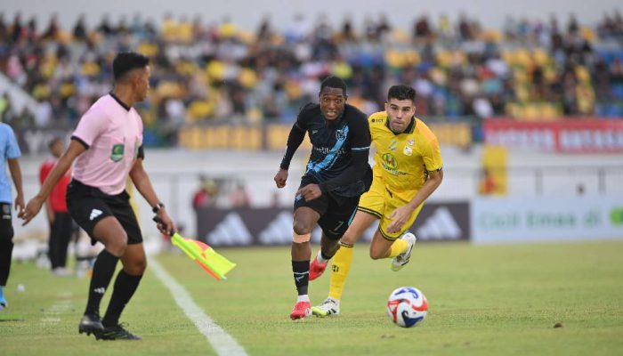 Persela Curi Kemenangan di Kandang Barito, Akhiri Rekor Tak Terkalahkan Tuan Rumah