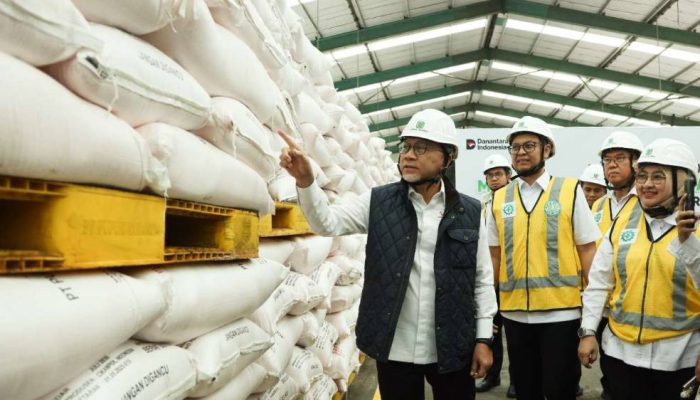 Zulhas Puji Langkah Efisiensi Pupuk Indonesia