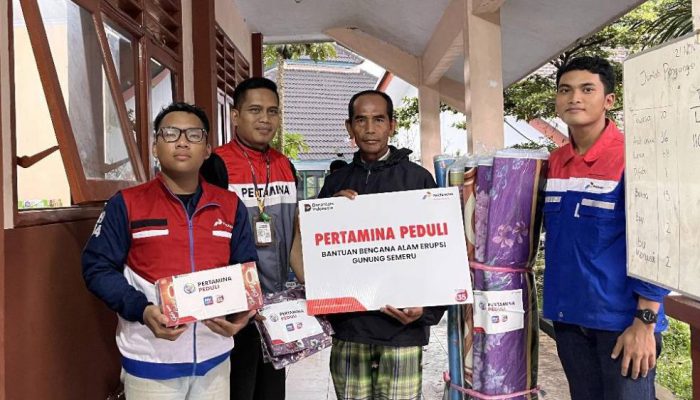 Pertamina Patra Niaga Kirim Logistik untuk Warga Terdampak Semeru