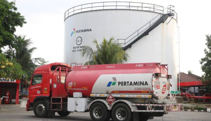 Pertamina Patra Niaga Mulai Pasok BBM untuk SPBU Shell