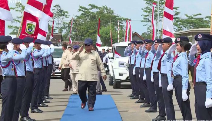 Presiden Prabowo Tiba di Malang dan Resmikan SMA Taruna Nusantara