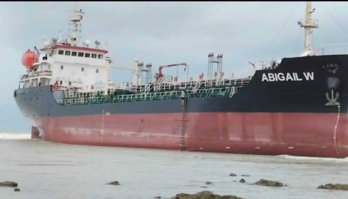 Kapal Tanker MT Abigail W Kandas di Tuban, Pertamina Jamin Distribusi BBM Jatimbalinus Tetap Aman