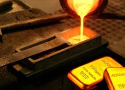 Didorong Ketidakpastian Global, Permintaan Emas Dunia Tembus 5.002 Ton