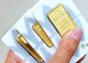 Harga Emas Pekan Depan Diproyeksi Fluktuatif, Tertekan Intrik Politik dan Geopolitik