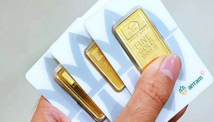 Harga Emas Pekan Depan Diproyeksi Fluktuatif, Tertekan Intrik Politik dan Geopolitik