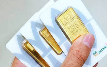 Harga Emas Antam Menguat, Buyback Ikut Naik