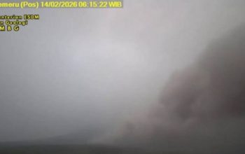 Erupsi Pagi Hari, Awan Panas Semeru Meluncur 6 Kilometer