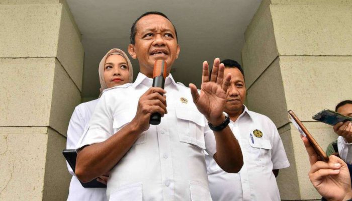 Bahlil Kaji Penghentian Ekspor Timah untuk Perkuat Hilirisasi dan Nilai Tambah Nasional