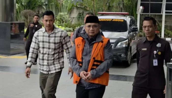 Kembali ke Rutan KPK, Yaqut Cholil Qoumas Bersyukur Sempat Sungkem ke Ibunda