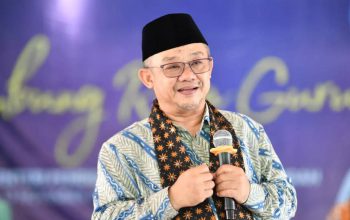 WFH Jumat ASN Diawasi Ketat, Mendikdasmen Siapkan Mekanisme Kinerja