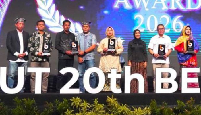 Konsisten Dorong Ekonomi Hijau, PT Terminal Teluk Lamong Digganjar Penghargaan TJSL