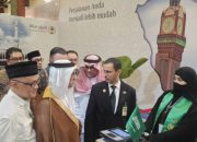 Menhaj Tinjau Layanan Makkah Route di Soetta, Permudah Proses Imigrasi Jemaah Haji