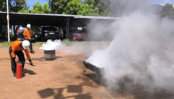 Puluhan Warga Sidoarjo Ikuti Pelatihan Kebakaran dari Bogasari