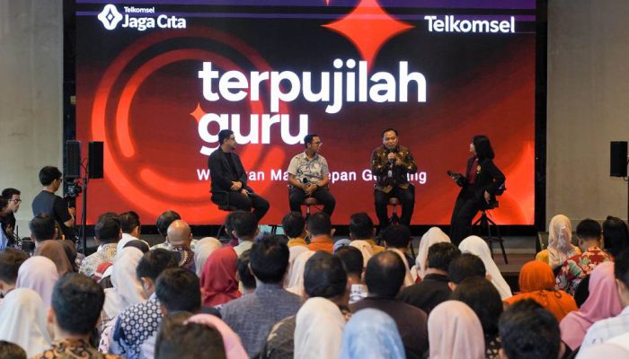 Roadshow “Terpujilah GURU” Telkomsel Dorong Guru Lebih Kreatif dan Adaptif Teknologi