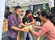 Gilang Widya Pramana dan Shandy Purnamasari Salurkan 17 Sapi Kurban untuk Masyarakat
