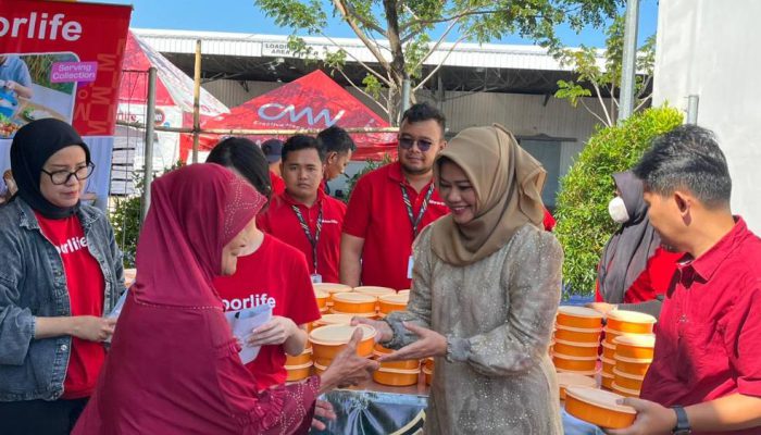 Moorlife Bagikan 5.000 Paket Kurban di Nganjuk, Edukasi Penggunaan Wadah Makanan Ramah Lingkungan