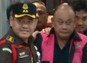 Kasus MBG Menggulung Pejabat BGN, Dadan Hindayana dan Dua Mantan Wakil Kepala Ditahan