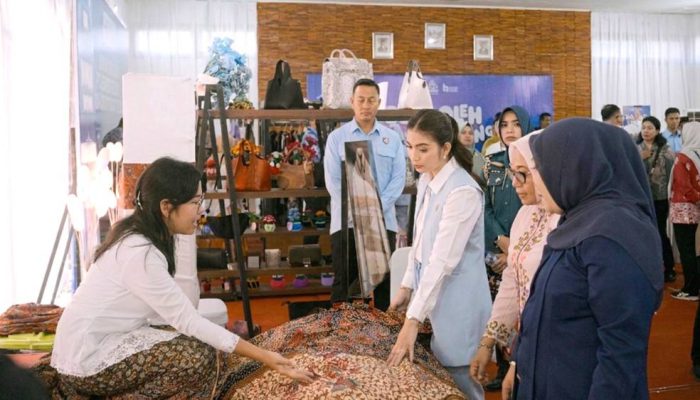 SIG Kembangkan UMKM Berbasis Desa, Rumah BUMN Rembang Raup Transaksi Rp6,9 Miliar