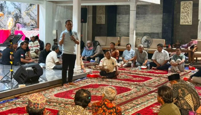 Dengarkan Aspirasi Warga, Ketua DPRD Surabaya Undang Kecamatan, Lurah dan RW ke Rumdin secara Bergilir