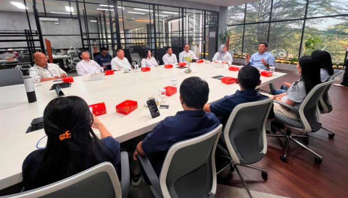 Perkuat Kelancaran Logistik Nasional, PT Terminal Teluk Lamong Terima Kunjungan Audiensi BPD GINSI Jawa Timur