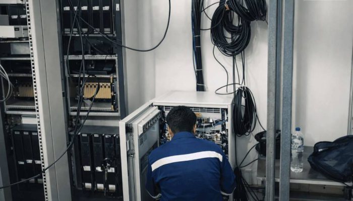Kerahkan Puluhan Genset, Telkomsel Sukses Pulihkan Seluruh Site Jaringan di Flores