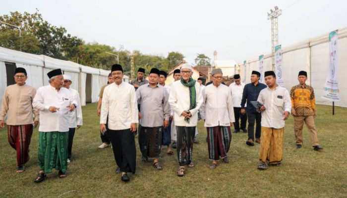 KH Miftachul Akhyar Tinjau Persiapan Muktamar Ke-35 NU di Tambakberas