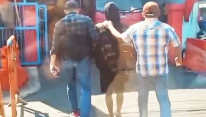 Peziarah Keluhkan Gangguan Anjal di Makam Sunan Ampel, Pemkot Surabaya Perketat Pengawasan