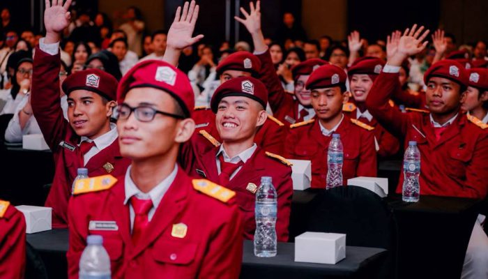 Gus Ipul Dorong SDM Sekolah Rakyat Jadi Agen Perlinsos untuk Perbaiki Data Bansos