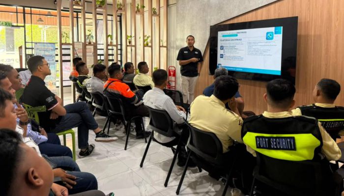 PT Terminal Teluk Lamong Tingkatkan Budaya integritas dengan Sosialisasi WBS & Anti-Gratifikasi