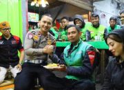 HUT Lalu Lintas Bhayangkara ke-71, Polisi dan Driver Ojol Kota Malang Perkuat Silaturahmi