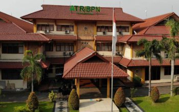 Terkait Dugaan Korupsi HGB, KPK Geledah Kantor BPN Jatim di Surabaya