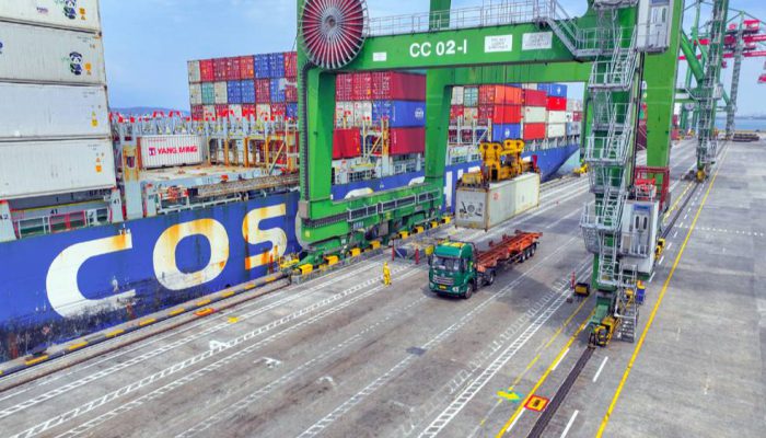 1. Terminal Teluk Lamong Perkuat Transformasi Digital, Pelayanan Kapal Kini Lebih Efisien