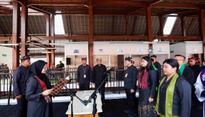 Bupati Banyuwangi Rotasi 68 Pejabat, Choiril Ustadi Pimpin Bapenda dan Amir Hidayat ke Bappeda