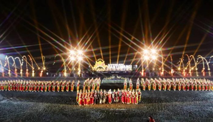 Pertama Kali Digelar Malam Hari, Gandrung Sewu 2026 Hadirkan Pertunjukan Glow in the Dark