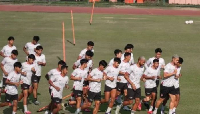 Hadapi Deltras FC, Aji Santoso Bidik Poin untuk De Red FC